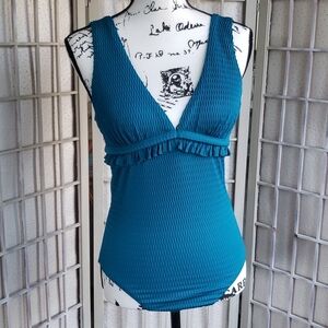 Chelsea 28 blue green nee one piece swimming suit sizeM